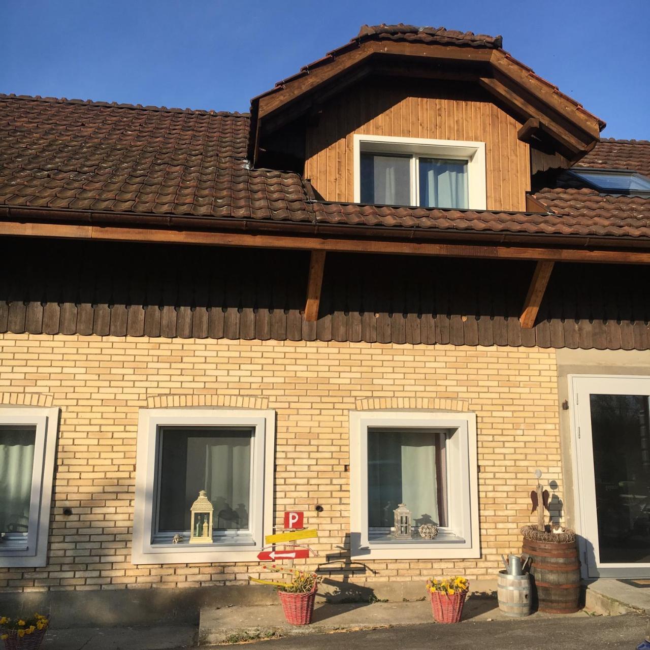 B&B Friedau Nottwil Exterior photo